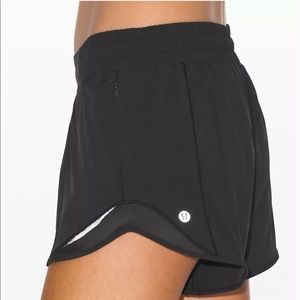 Hotty hot low rise 4 inch shorts